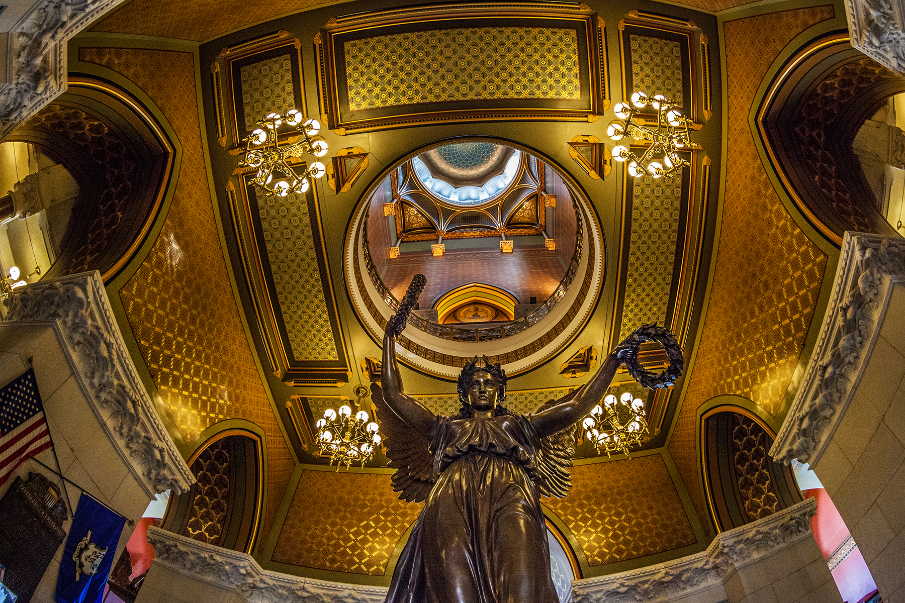 Statue Interior Dome